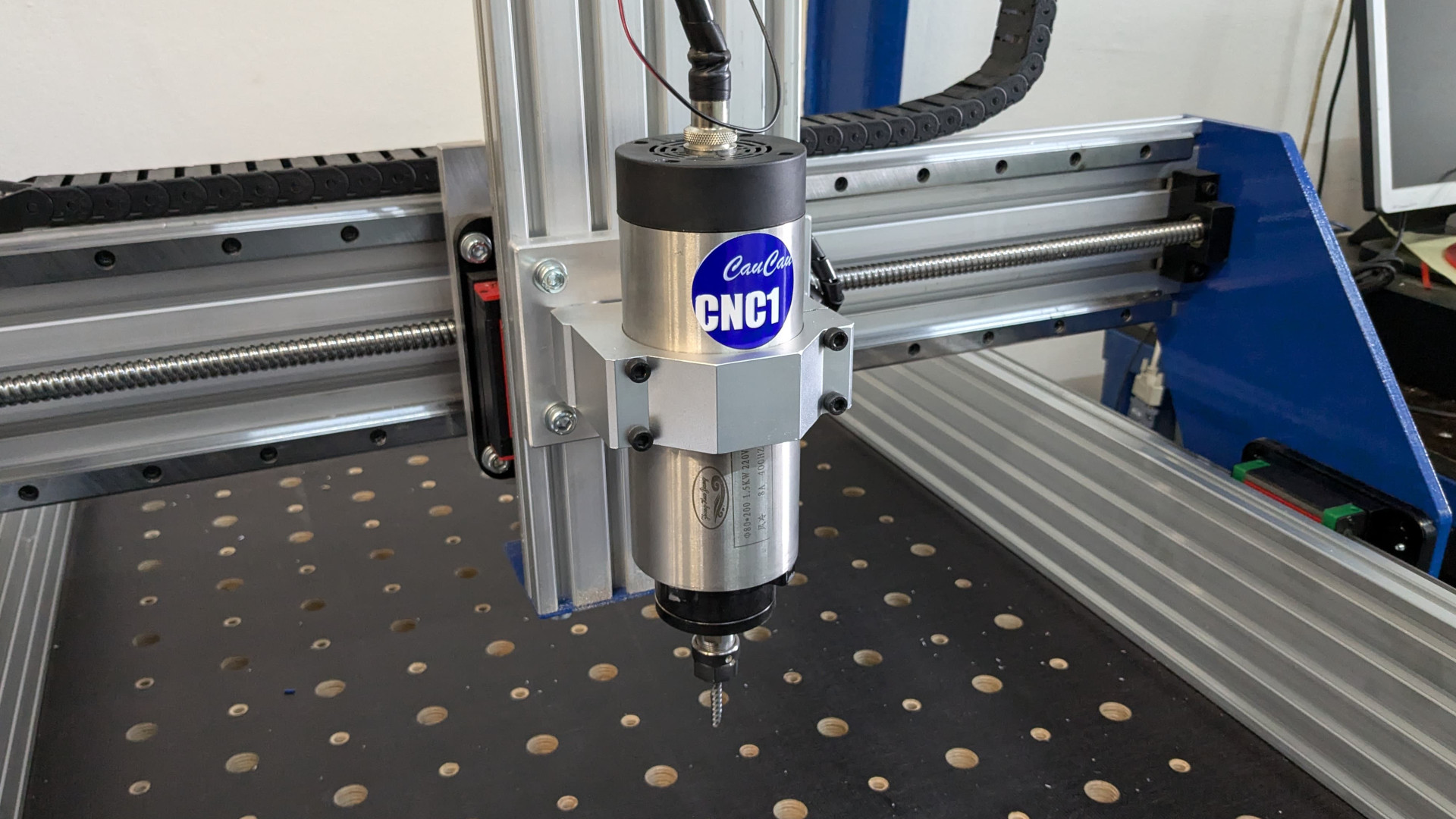 Spindle CNC Router X1000 X - Series by CauCau CNC